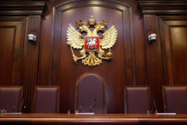 Владелец мажоритарной доли ЛТК «Свободный сокол» продолжает бороться за нее в суде